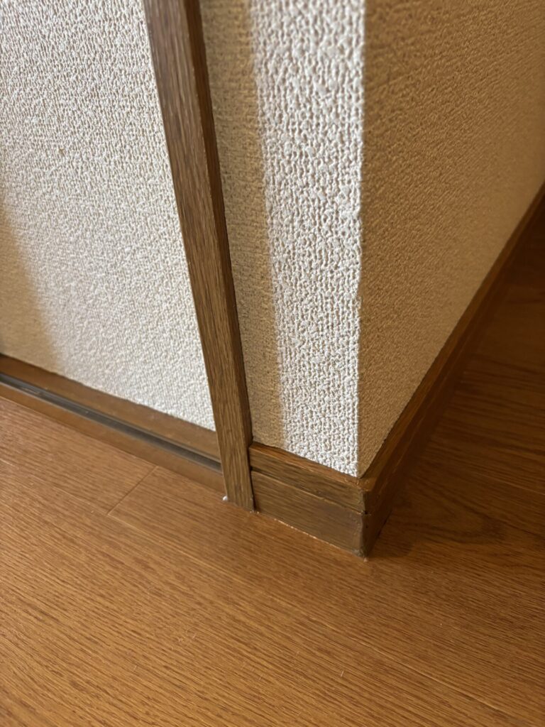 名古屋市西区　巾木補修